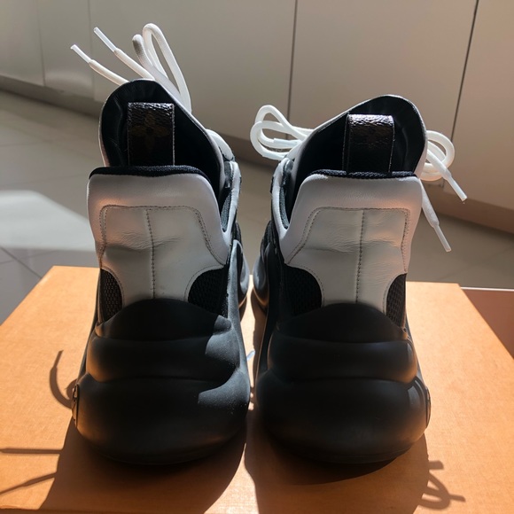 Louis Vuitton Archlight Sneakers - Picture 6 of 7